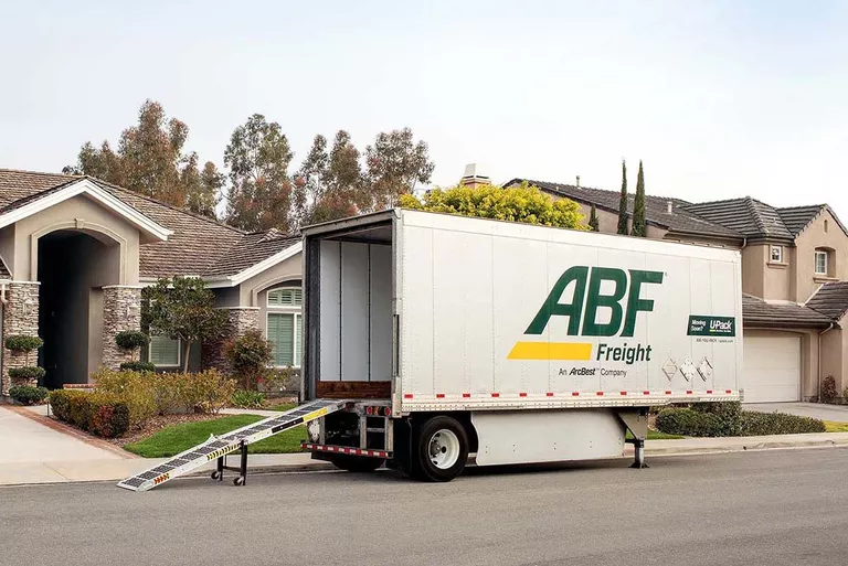 upack moving trailer in driveway